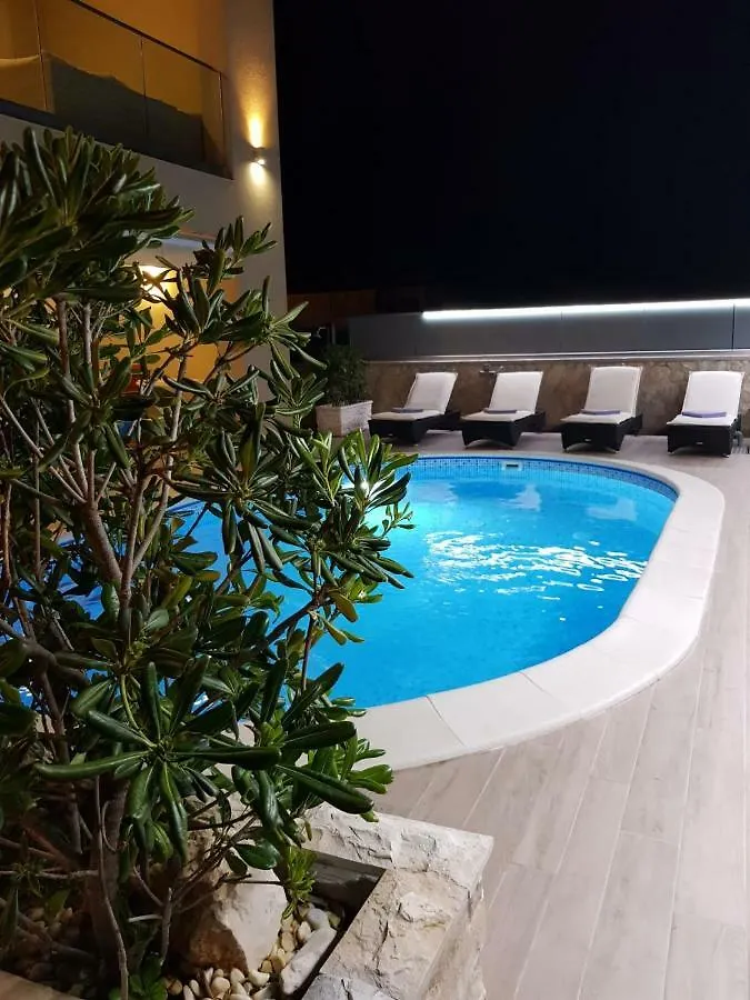 Villa Marlu